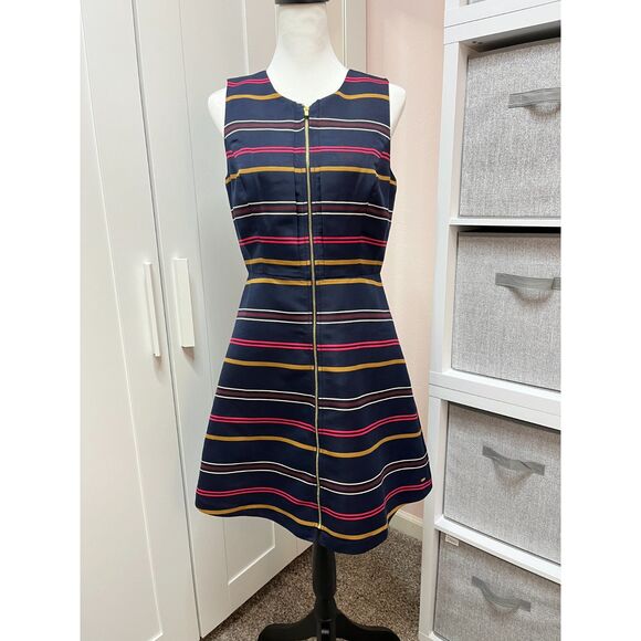 ✨ Tommy Hilfiger Striped Zip-Front Dress – Size 6 ✨ - Picture 3 of 16